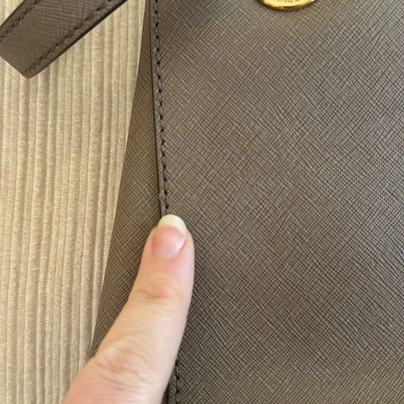 MICHAEL MICHAEL KORS Cynthia Saffiano Leather Satchel - Picture 7 of 14